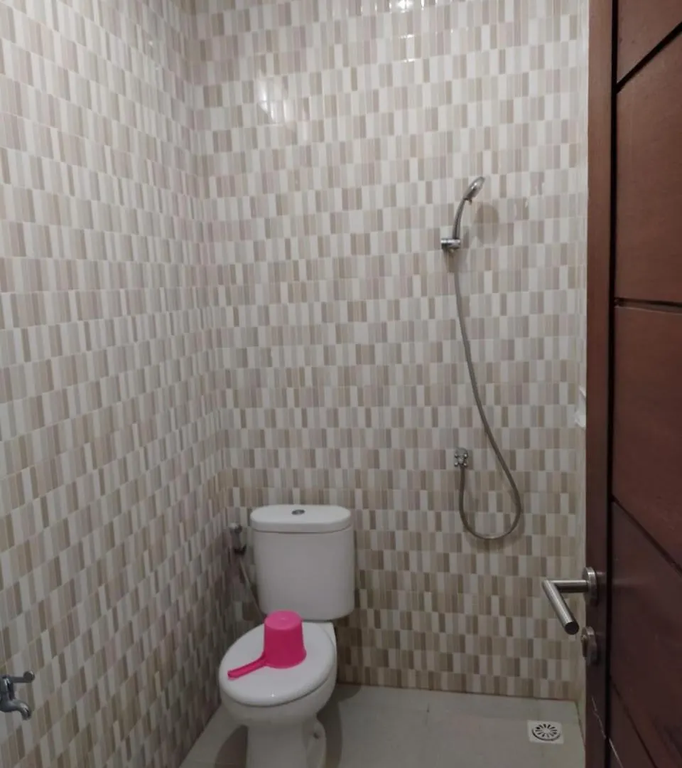 Intan Moyo Guesthouse Near Ialf & Benoa Pesanggaran 0*,  Ινδονησία