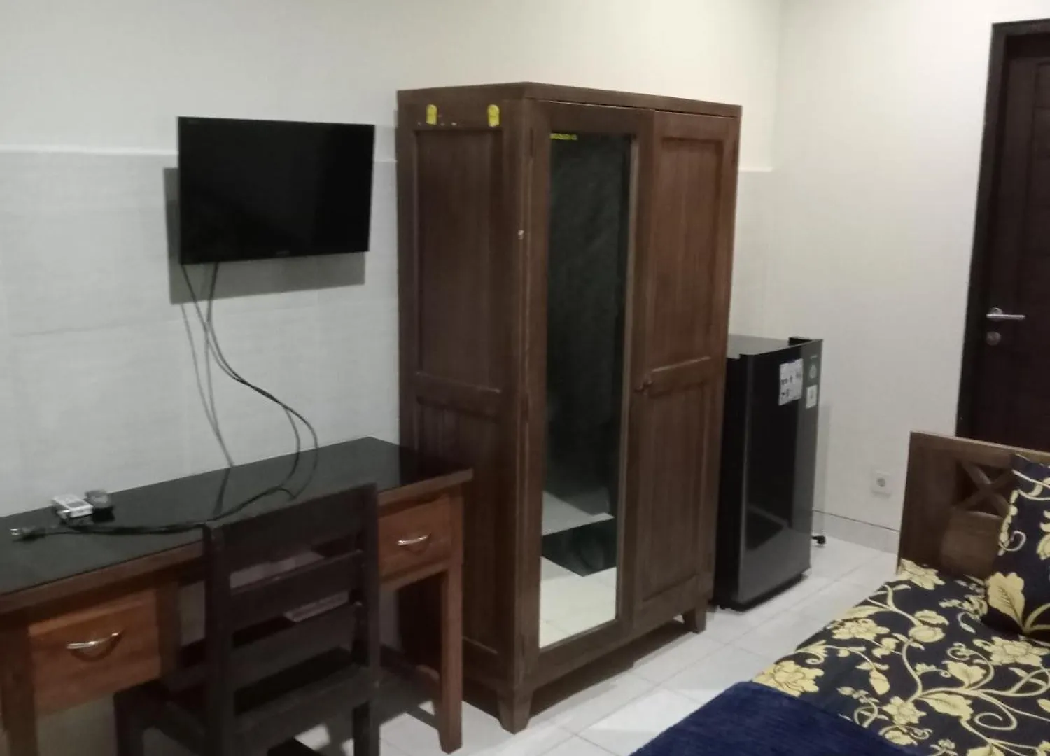Intan Moyo Guesthouse Near Ialf & Benoa Pesanggaran 0*,
