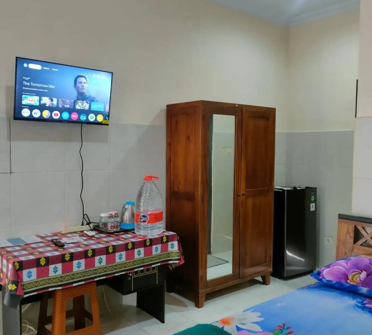 Intan Moyo Guesthouse Near Ialf & Benoa Pesanggaran