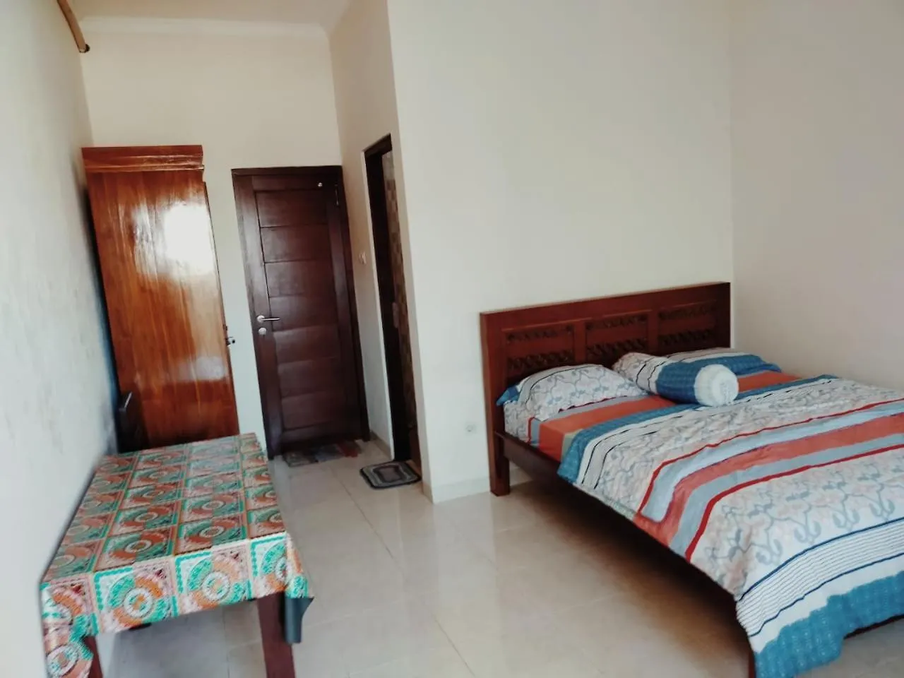 게스트하우스 Intan Moyo Guesthouse Near Ialf & Benoa Pesanggaran 인도네시아